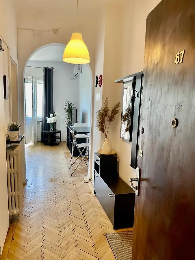 Cismigiu Park View Apartment Bucharest 0*,